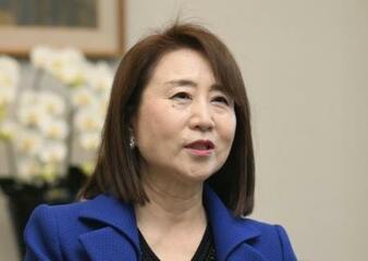 高卒の私が、なぜ頼まれて首相補佐官になったのか…ヤングケアラーだった矢田稚子さんが考える“女性活躍”